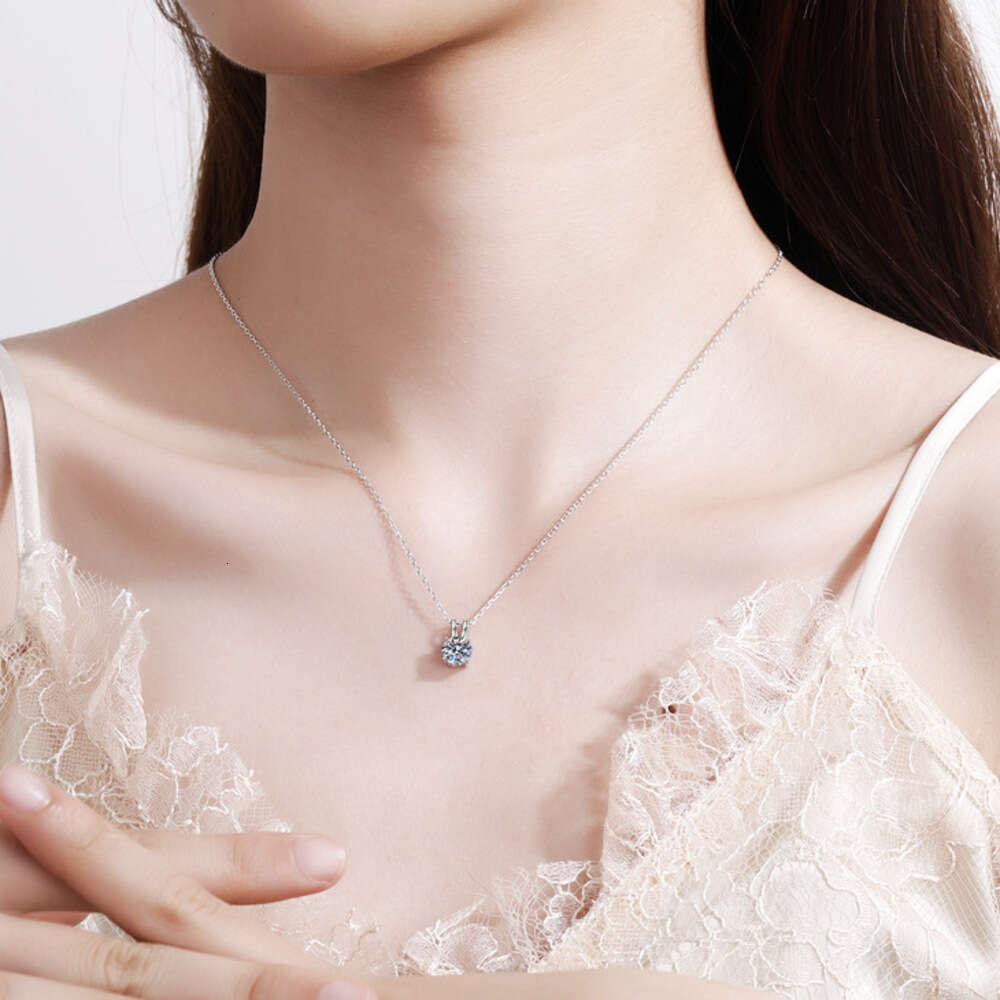 DHCollections-- S Pure Sier Four-Prong Women 80 Points Moissanite Rabbit Ear Knot Necklace Simulated Dia Collarbone Chain Straight