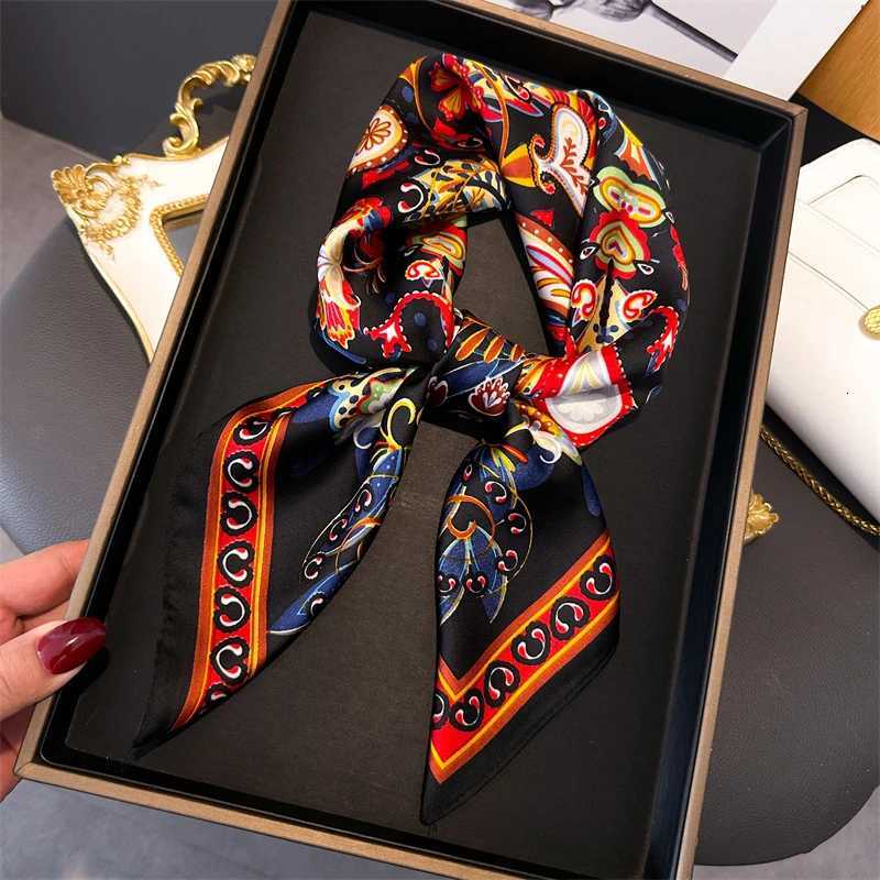 Scarf For Wen SpringSummer Imitation Silk Square Scarf for Wen Decoration Band Print Neckerchief Luxury band Hijab Y251024