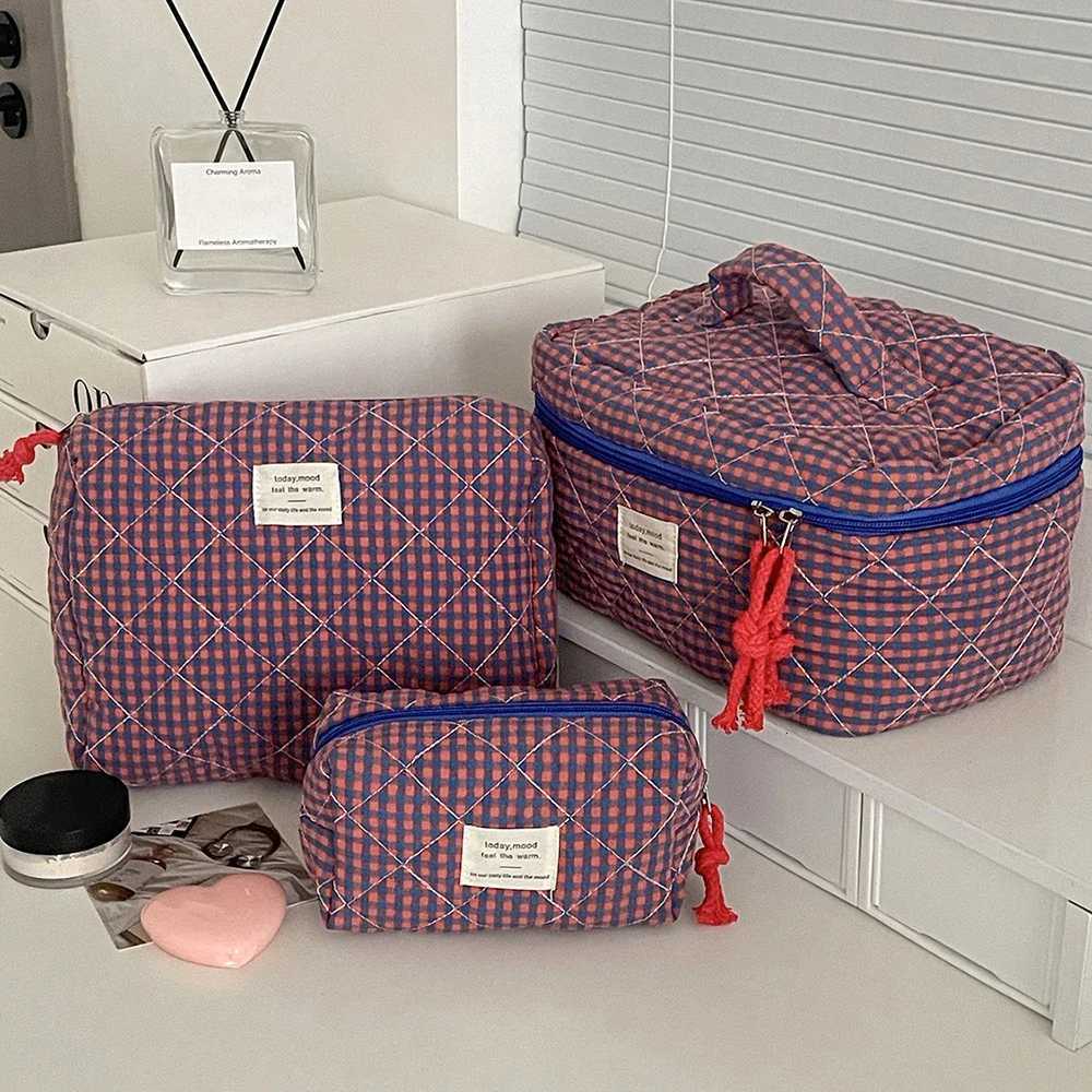 2025 New 3 Bags Set Women Makeup Bag Large Capacity Cosmetic Toiletry Storage Pouch Handbag Make Up Square Zipper Quilting BagT251024