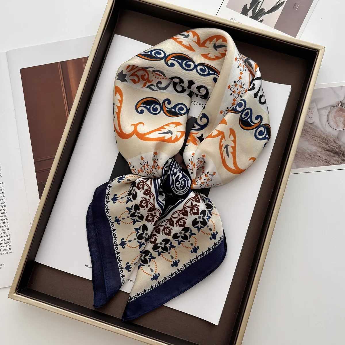 ral Print 70cm Satin kerchief Wen Luxury Design Neck Tie Scarf Fem Hair Hand Wrist Foard Shl Hijab Bandana New Y251024