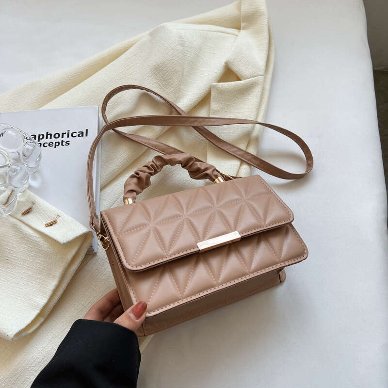 Women's Simple Textured Quilted Stitching Pleated Handbag 2023 Spring Summer New Fashionable Single Shoulder Crossbody Bag Trendy
