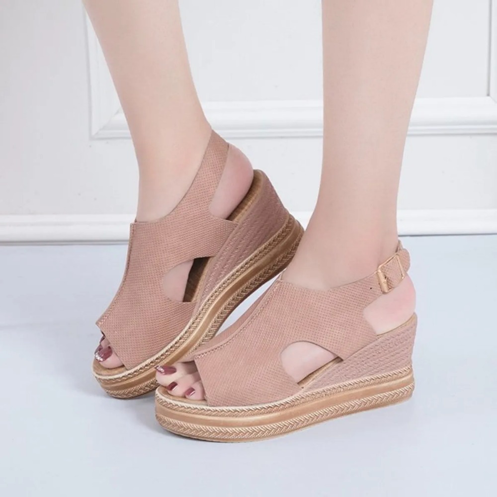 Summer-Friendly Ladies' Platform Sandals with Elegant Design & Comfortable Fit