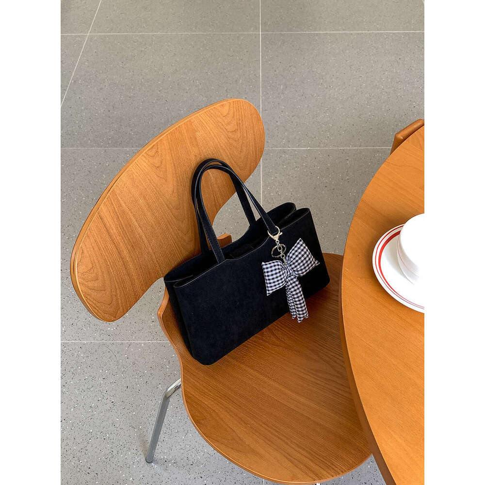 New Handbag For Women Autumn Winter Simple Commuter Tote High-End Large Capacity Suede Bag B5