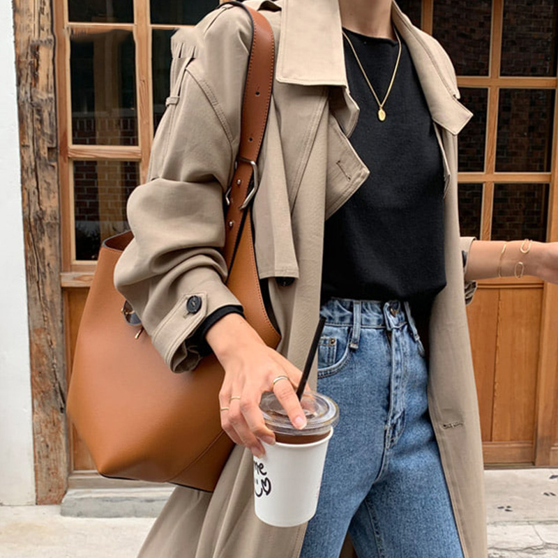 2025 new Internet-famous Fashion Minimalist Niche Women's Bucket Bag Large Capacity Travel Ins Single-shoulder Crossbody Bag