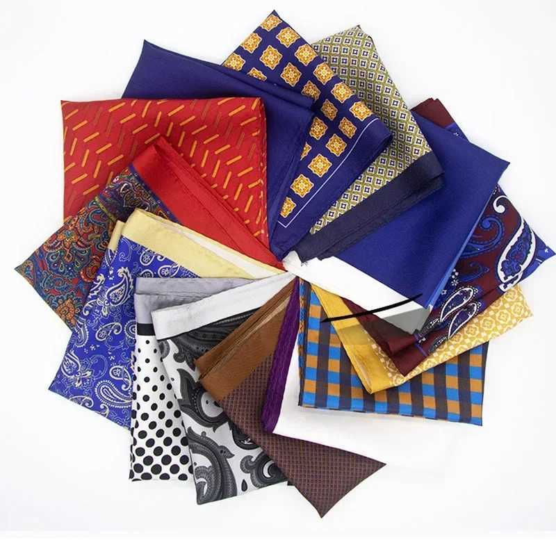 Men 100 Silk Pocket Square Print Real Satin Small Square Scarf Gentleman Busin Suit Shirt Chest Scarf Handkerchief 3030 Cm Y251024