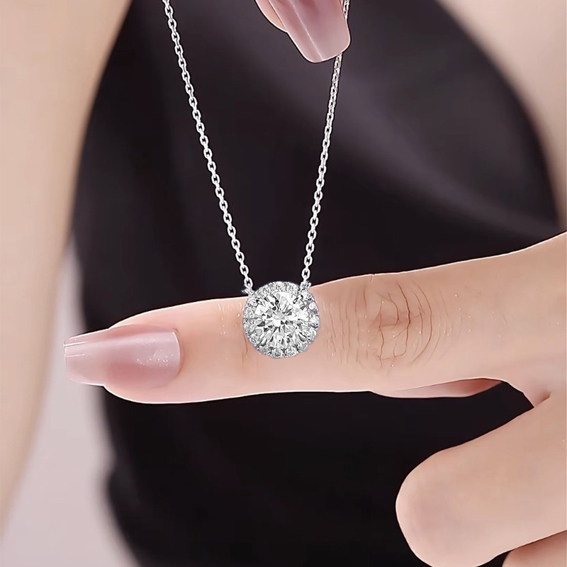 1.2CT Lab White Moissanite Diamond Circle Pendant Simple Fashion Jewelry 925 Sterling Silver Elegant Party Women Wedding Clavicle Necklace For Lover G