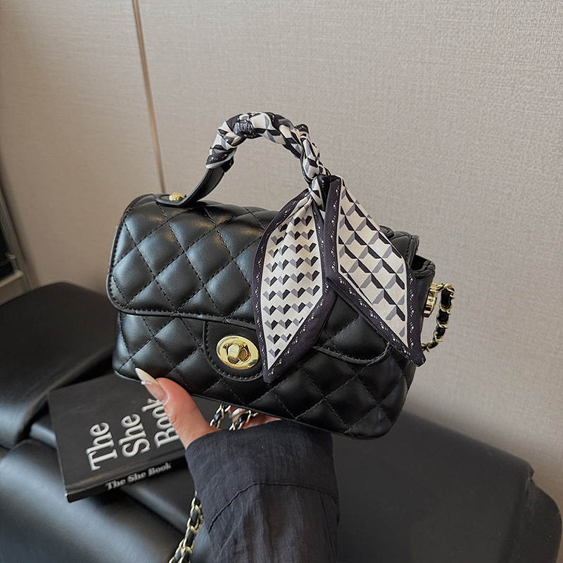 Luxury Brand Designer Bag Quilted Embroidery Small Bag For Women 2025 New Fashion Versatile Chain Crossbody Bag Exquisite Super Popular Handheld Small
