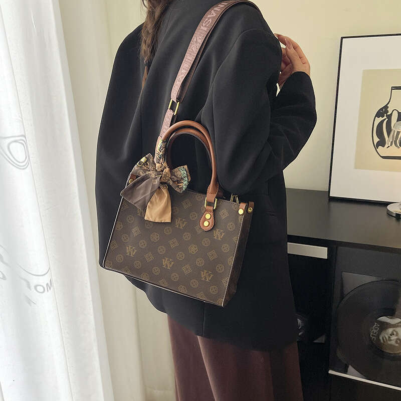 Fashion Designer Bag for Women Handbag Tote Bags with Scarf New Pattern Printed Ladies Shoulder Crossbody Bag