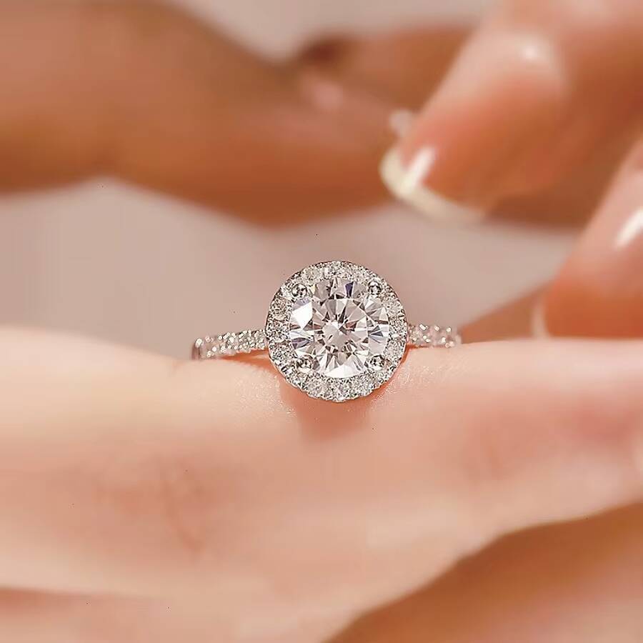 Moissanite Engagement Rings for Women D Color VVS1 Clarity 925 Sterling Silver Ring Round Cut Halo Wedding Promise Band Rings