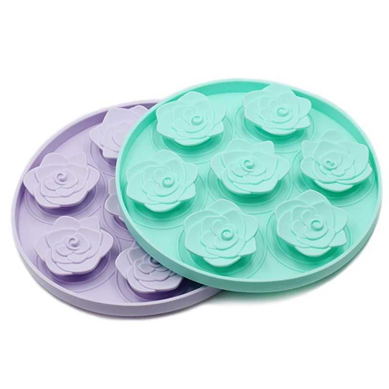 Pet supplies Dog Lick Mat with Suction Cups Slow Feeders Licking Pet Anxiety Pet Mat Rose Shape Slow Food Mat Y251023