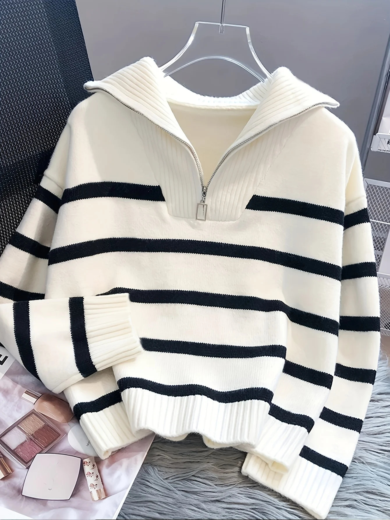 Autumn and Winter Fashion Woman Sweater Thickened Zipper Striped Undershirt Short Pullover Top Womens Clothing 251023