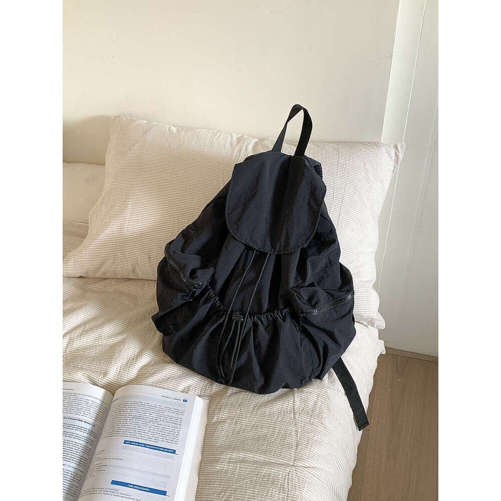 New Pleated Drawstring Nylon Women, Niche Trendy Large Capacity Flip Cover Student Backpack For Girls B5