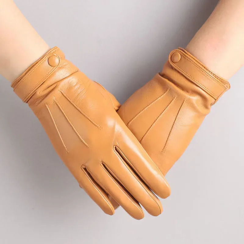 Winter Women Warm Real Sheep Leather Gloves Fashion Female Genuine Sheepskin Mittens High Quality Elegant Natural Lamskin Glove 251023