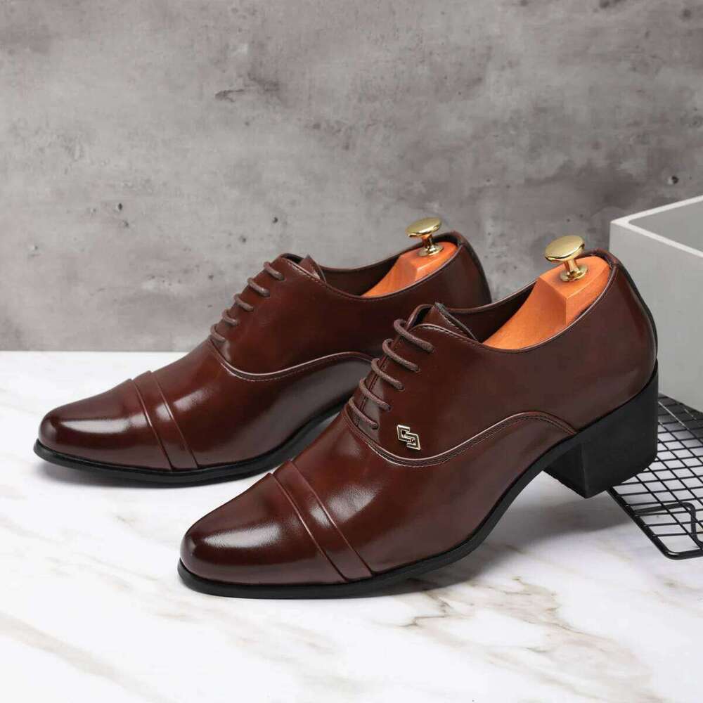Premium leather men shoes slip on loafers European brand business casual wedding party plaid design height increasing