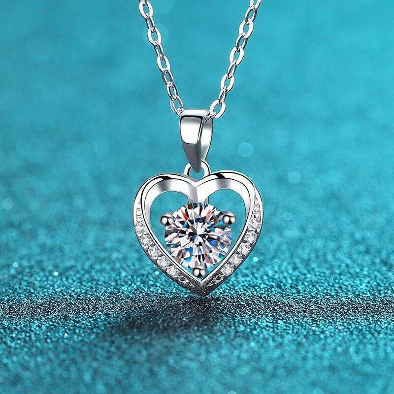 DHCollections-- Xindeyi Sier Heart Love Fashion Ins Style Moissanite Pendant Necklace