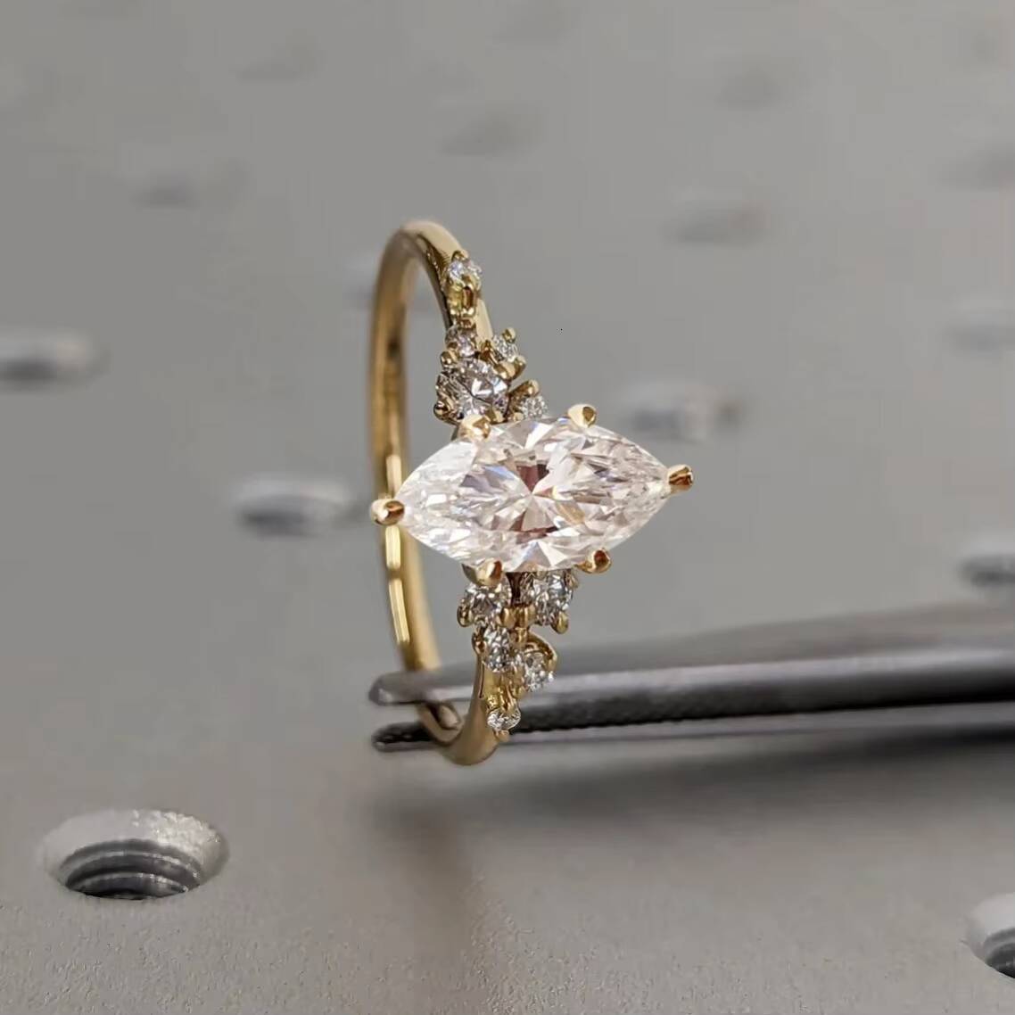 Fashion 1ct Rings 925 Silver D VVS1 Diamond Zircon Moissanite Jewelry Engagement Custom Ring for Girls