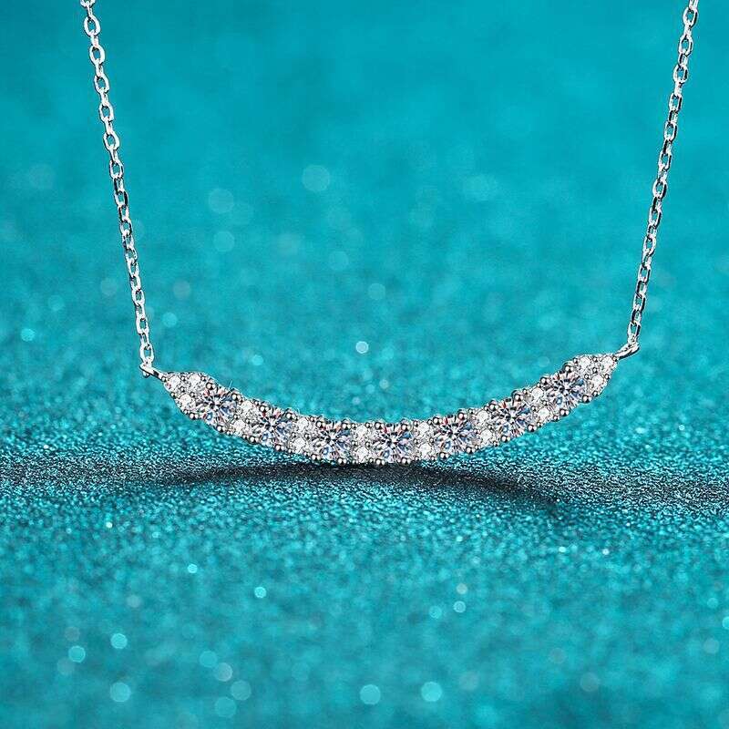 DHCollections-- XDY Sier Smile Necklace Moissanite Choker Fashion Simple Korean Style Jewelry