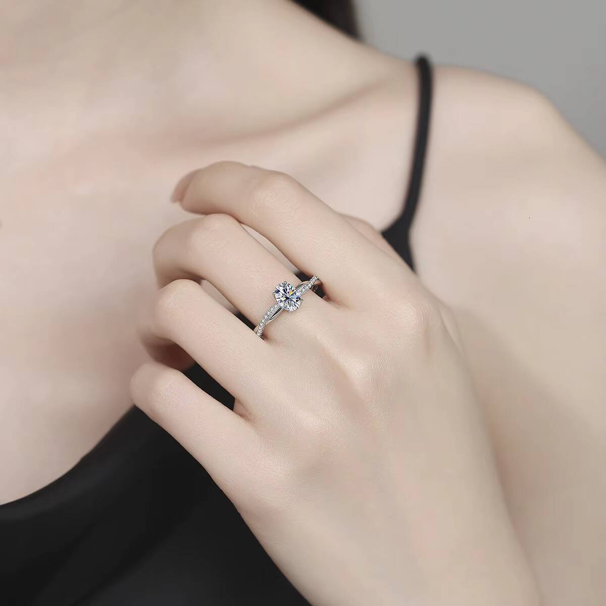 1CT Moissanite 925 Sterling Silver Ring VVS1 Moissanite Diamond Ring White Gold 925 Dilver Moissanite Engagement Ring Women