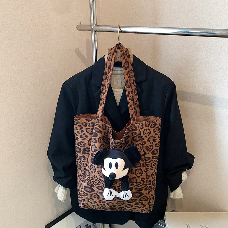 2025 Autumn New Women's Large Capacity Handheld Shoulder Bag Exquisite Simple Multi functional Outdoor Commuter Crossbody Bag Fashionable Mobile 