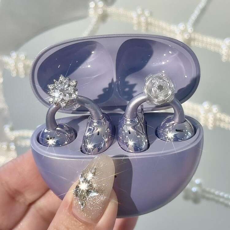 DHcollections Suitable for Freeclip Earphone Drill Rotatable Romantic Frost Flower Clip Buckle Niche Sweet Style Ear Accessories