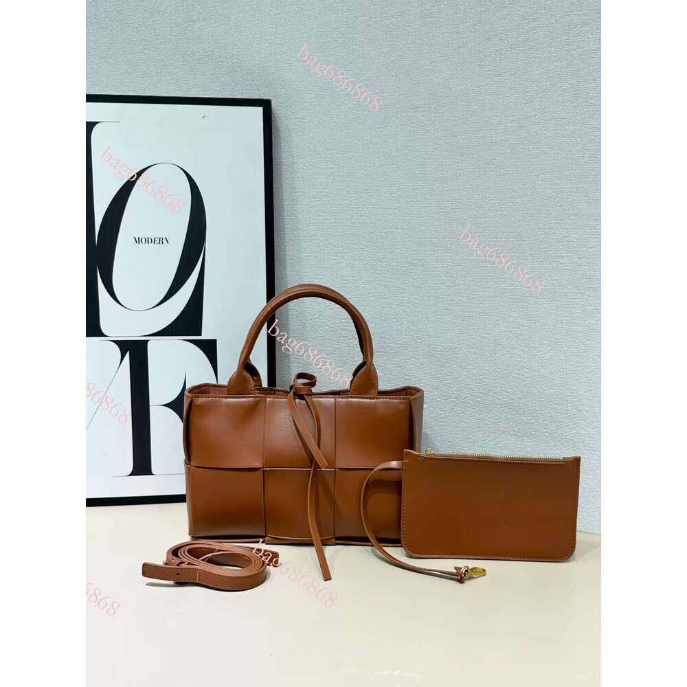 Designer Bag Tote Bag Shoulder Bag New BV Home Woven With Drawstring Handheld Crossbody Shoulder Bag Large Capacity Mother Daughter Tote Bag For Women