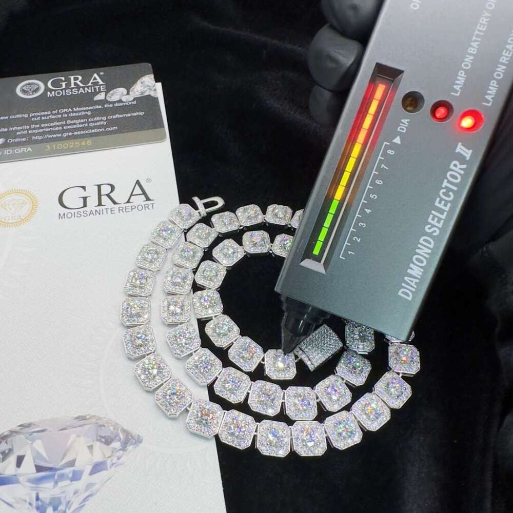 VvsTop jewelry necklaceMoissanite 12mm Cuban Chain Hip Hop Jewelry NecklaceFast deliveryGift for ladies