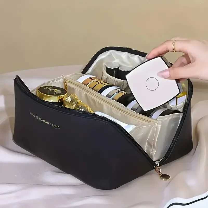 Cosmetic Bag PU Leather Largecapacity Travel Cosmetics Storage Bags Women Portable Handbag Multifunction Waterproof Washing BagT251024