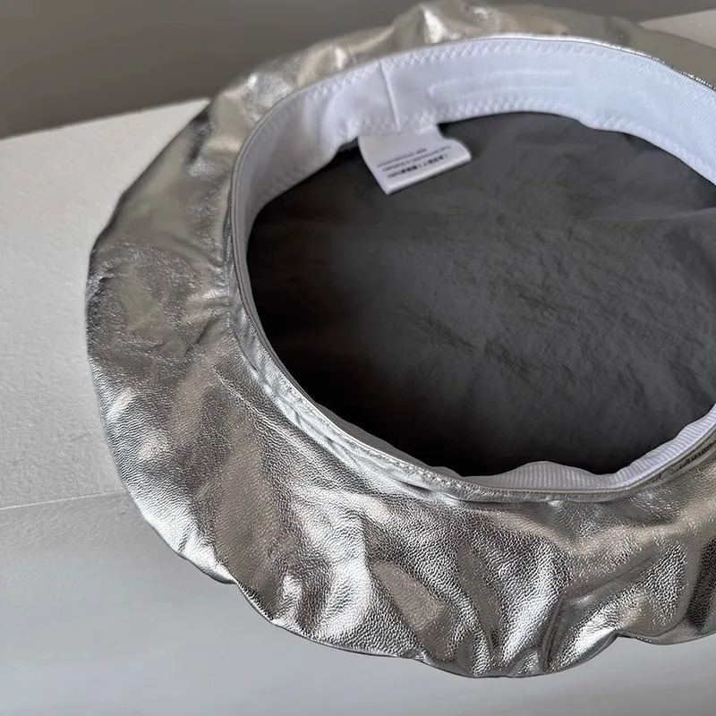 Autumn Winter PU Leather Silver Hat Style Beret for Women Retro Elegant Versatile Painter Cap Fashion Flying Saucer Cap 251023