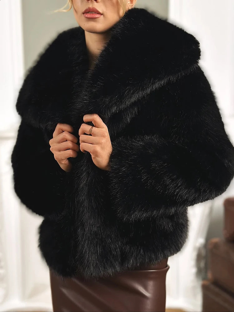 Tuularose Women Fur Coat 2025 Plush White Bomber Jacket Solid Crop Long Sleeve Warm Winter Coats Female Casual 251018