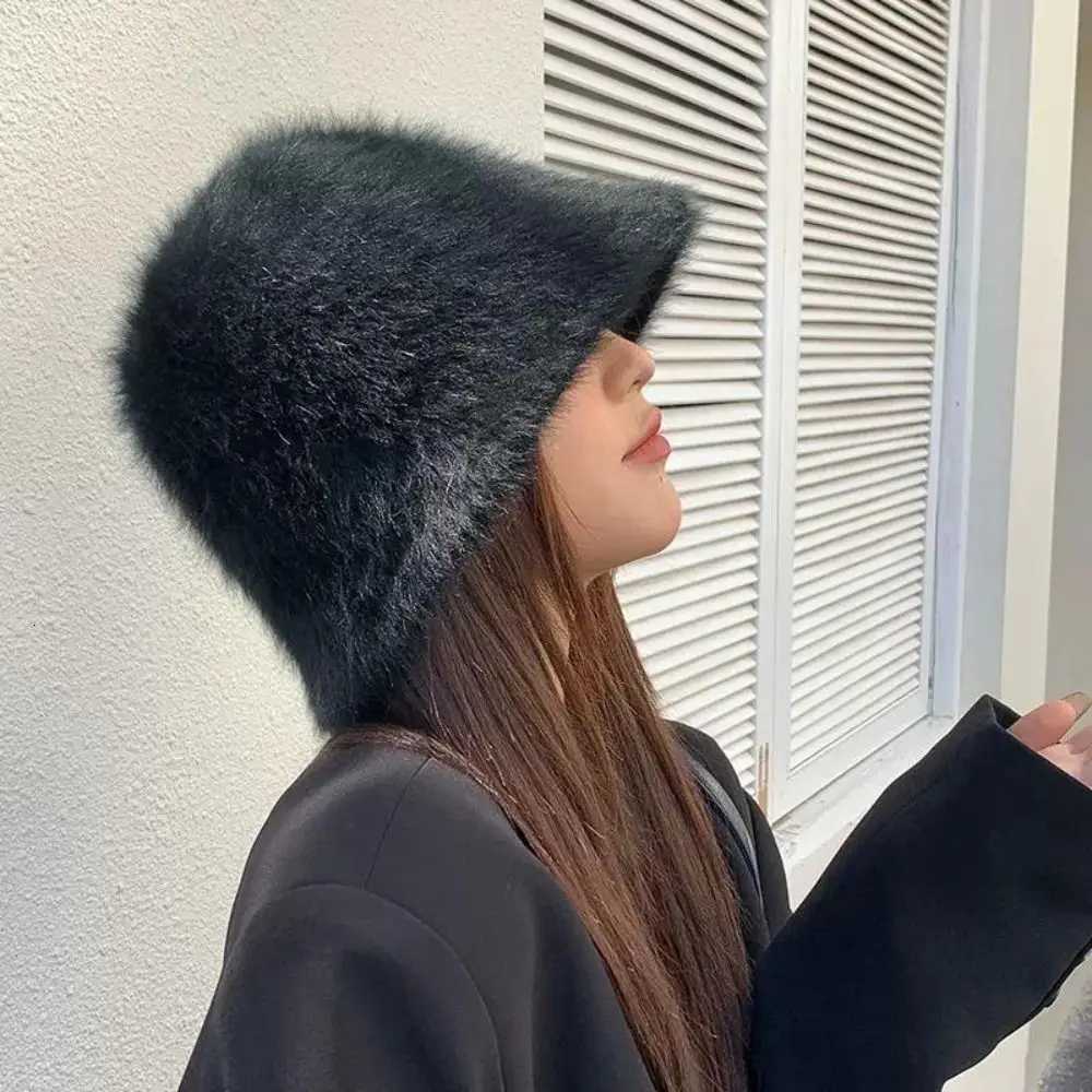 Soft Knitted Plush Bucket Cap Warm Furry Winter Fisherman Hat Versatile Solid Color Anticold Bucket Hat WomenL251024