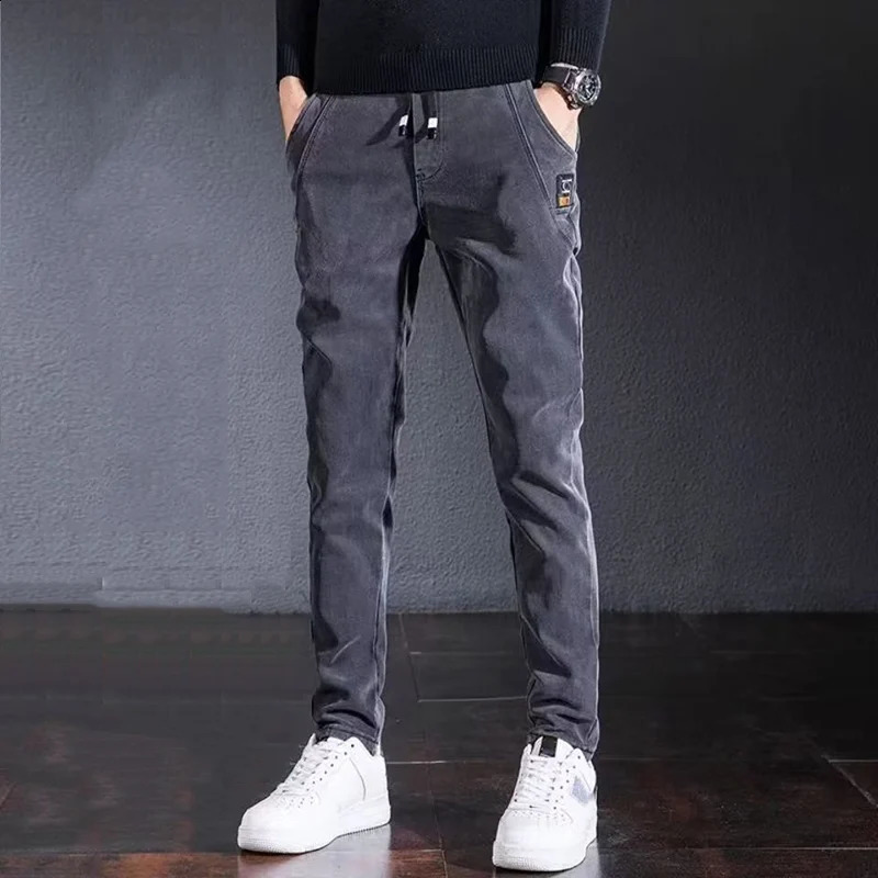 2024 Mens Comfortable Elastic Waist Denim Pants Plush Thermal Autumn Winter Harem Trousers Fashion N Leg Gray Jeans Male 251018