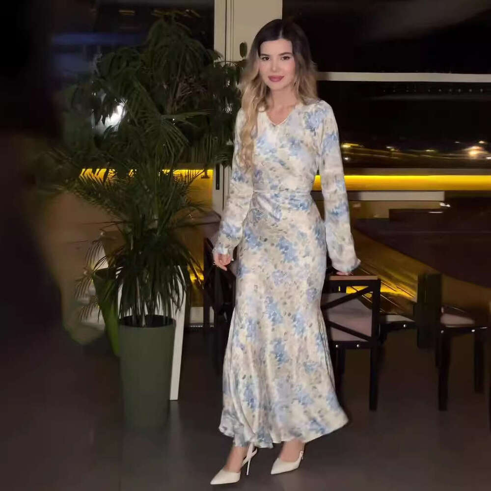 2025 Spring Gentle Wind Satin Print Elegant High-End Long Dress