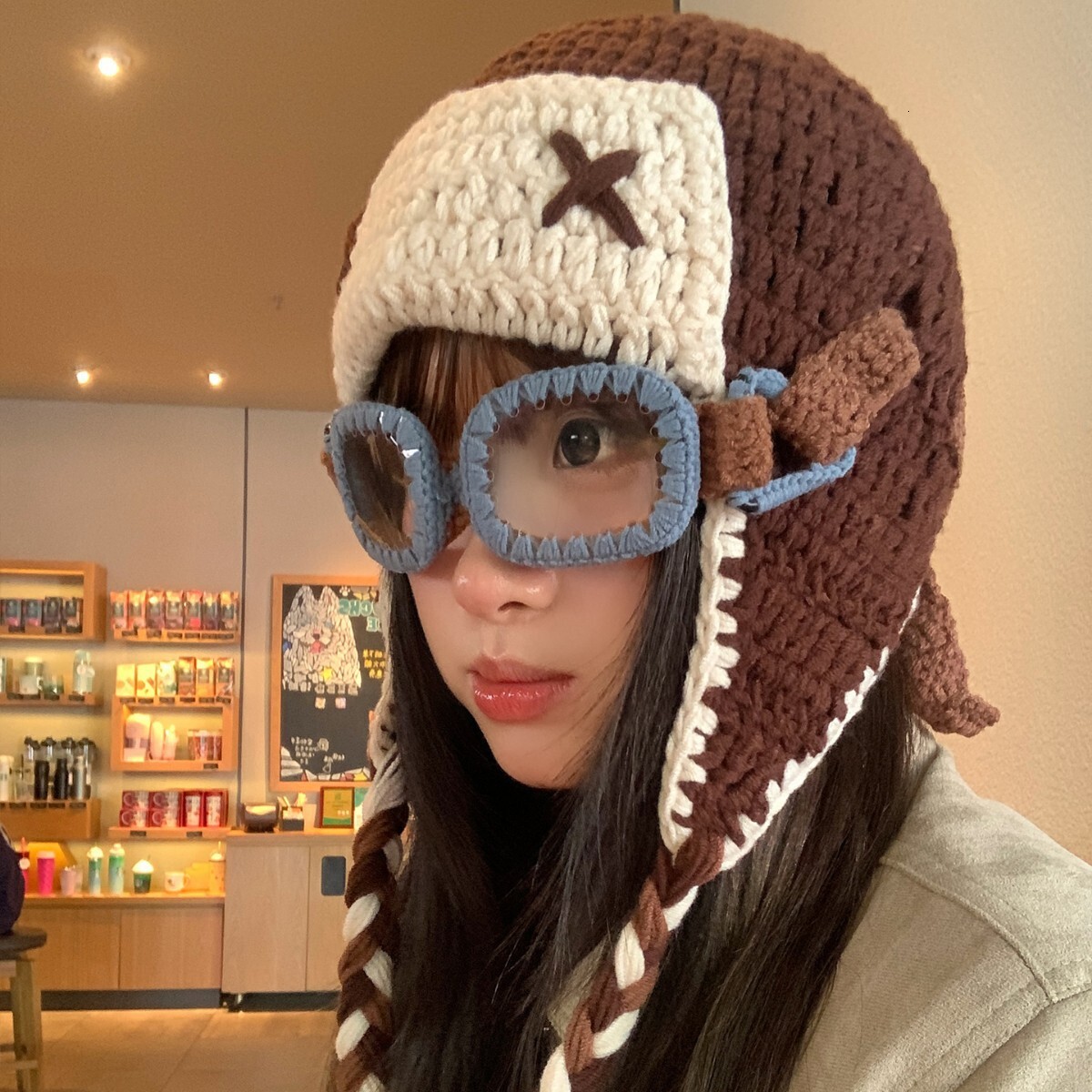 Tan Jianci Same Style Knitted Wool for Women, Autumn and Winter Cold-Proof Warm Face-Slimming Ear Protection Hat, Cute Lei Feng Hat