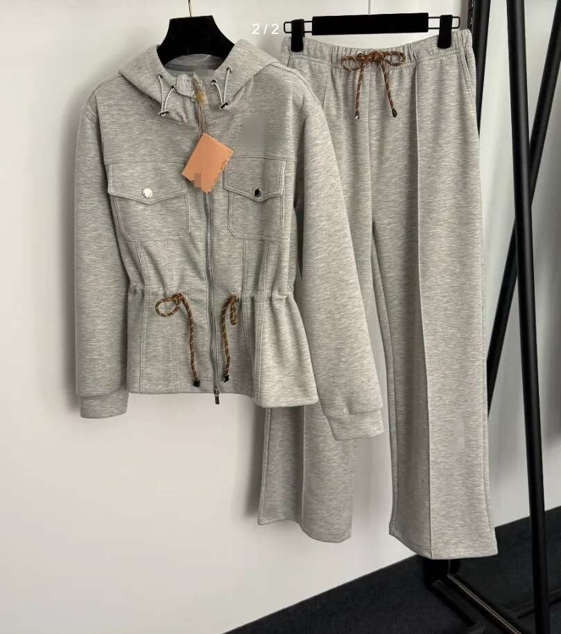 Women suit 2pcs designer chest pocket embroidered patch drawstring waistband long sleeved hooded zipper jacket elastic waist casual pants set C260312