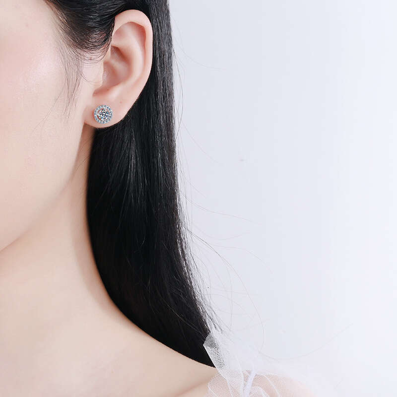 DHCollections-- Moissanite Dia Earrings S Sterling Sier Student Women Korean and Japanese Simple Personality Versatile Jewelry Straight