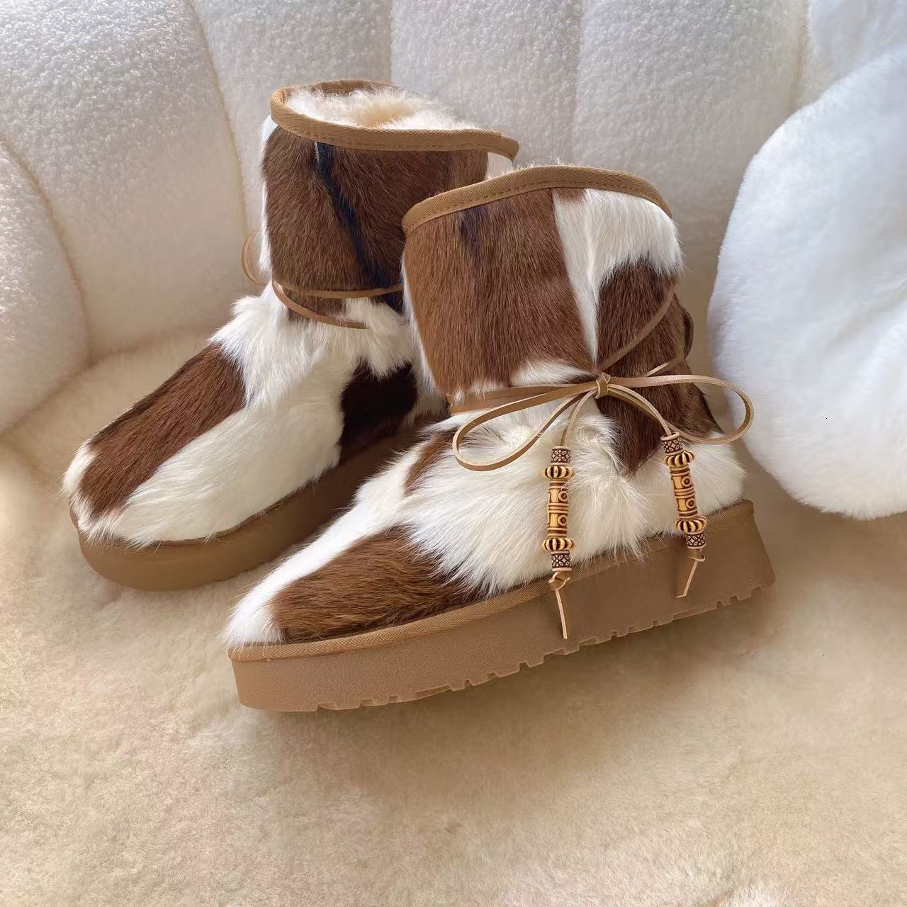 Autumn and winter sheepskin snow boots for women warm sheepskin boots designer boots thick wool luxury boots thick soled snow boots