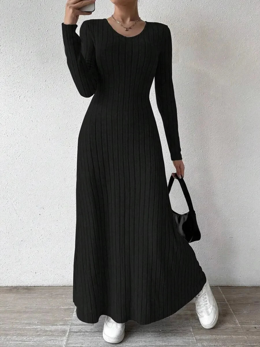 Fashionable Knitted Long Sleeve A Line Streetwear Dress For Women Smooths And Slims Your Silhouette Solid Color Long Dress 251023