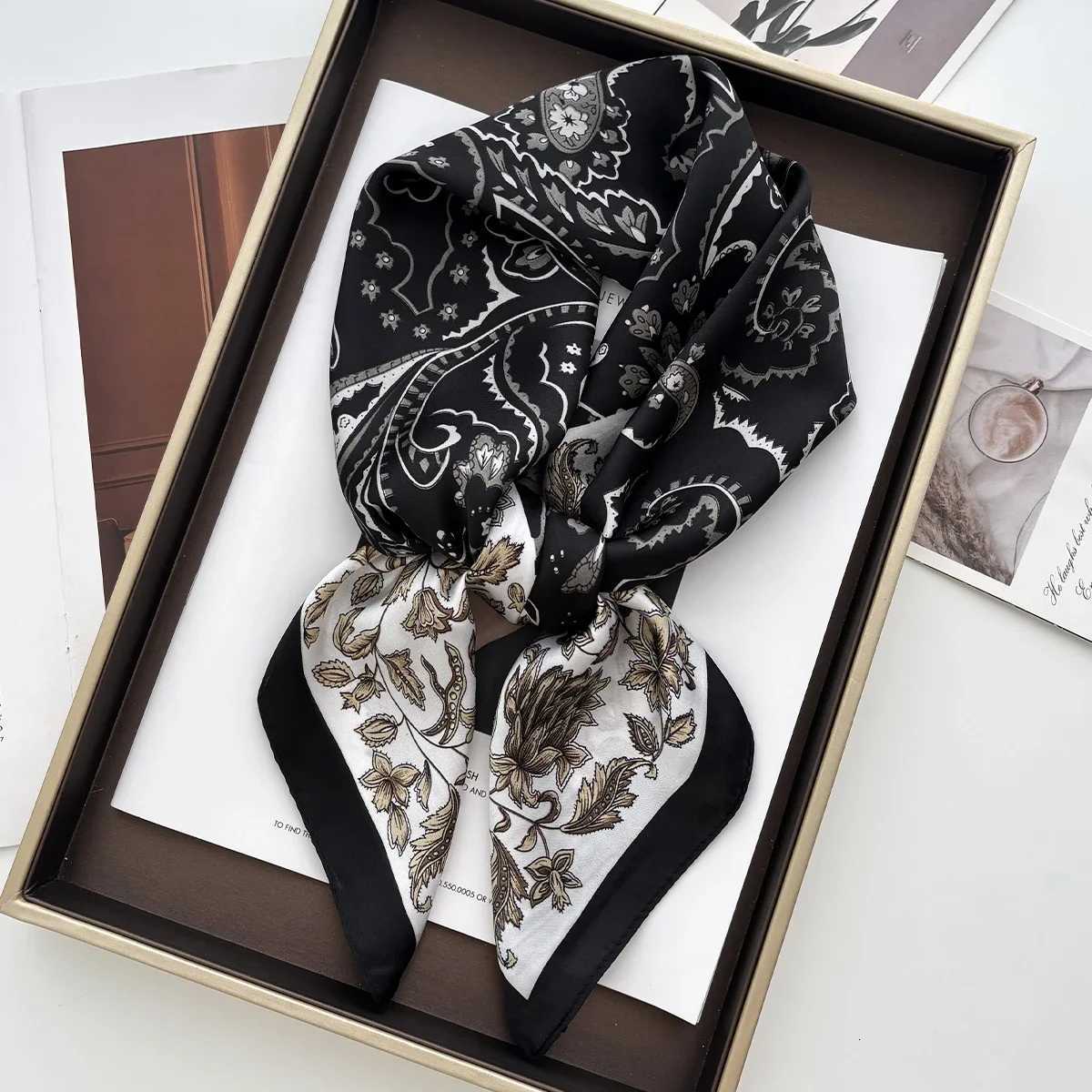 Geetric Print Shl Square Scarf for Wen Satin High Quty Neckerchief Fem Hair Bands Ribbon band Bandana Y251024