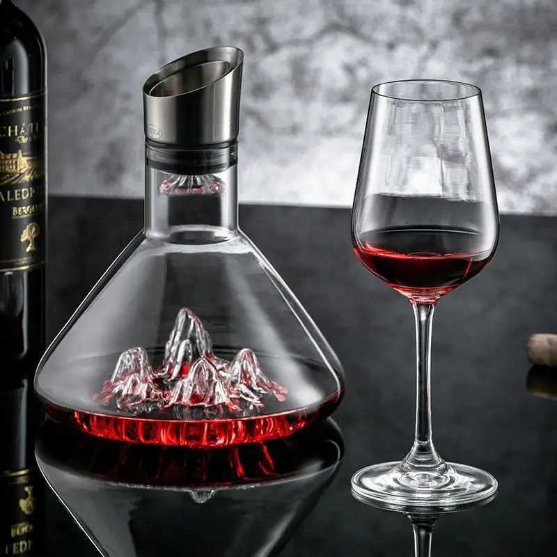 1500ML berg Whisky Wine Decanter Handmade Lead Crystal Wine Pourer Carafe Thicke Wine Dispenser Pot Bar Accessories Y251024