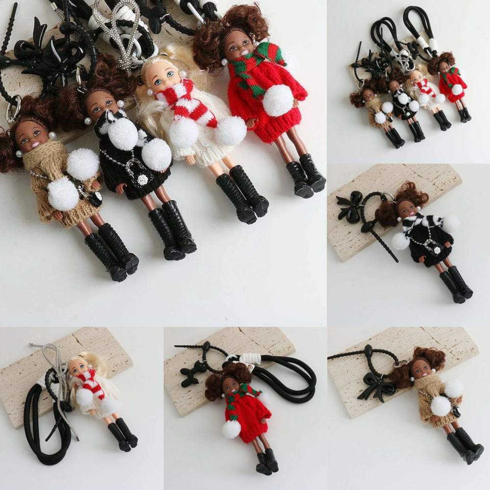 Charms Designer Bag Pendant Personalization High End Fashionable Black Doll Key Chain Backpack Hanging piece Ll 222
