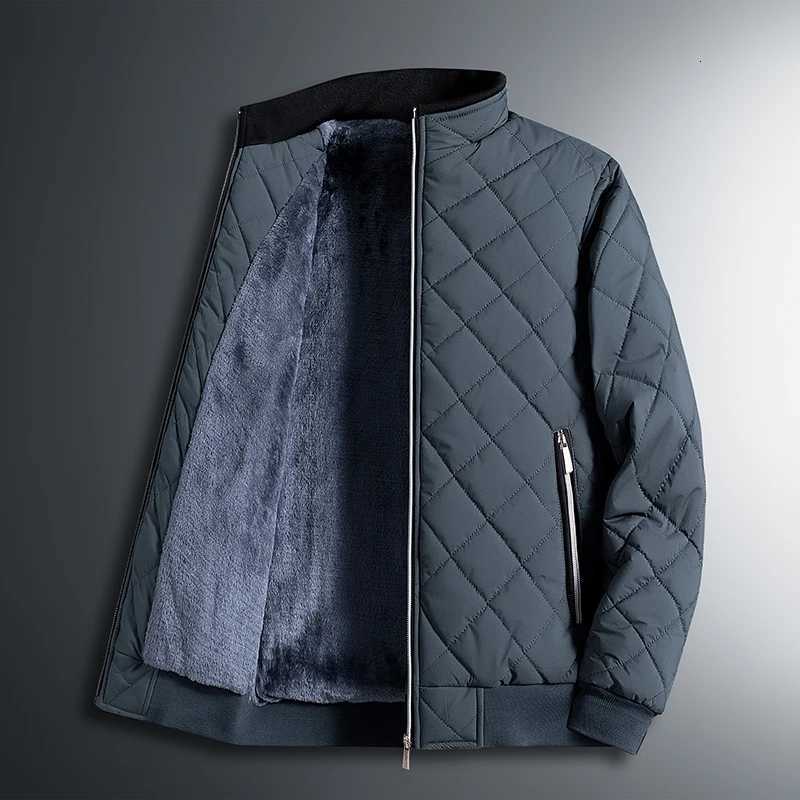 Autumn Winter Outdoor Mountaineering Camping Windproof Warm Jacket Outdoor High Quality Sports Leisure Plus Velvet Thick Jacket Z251024
