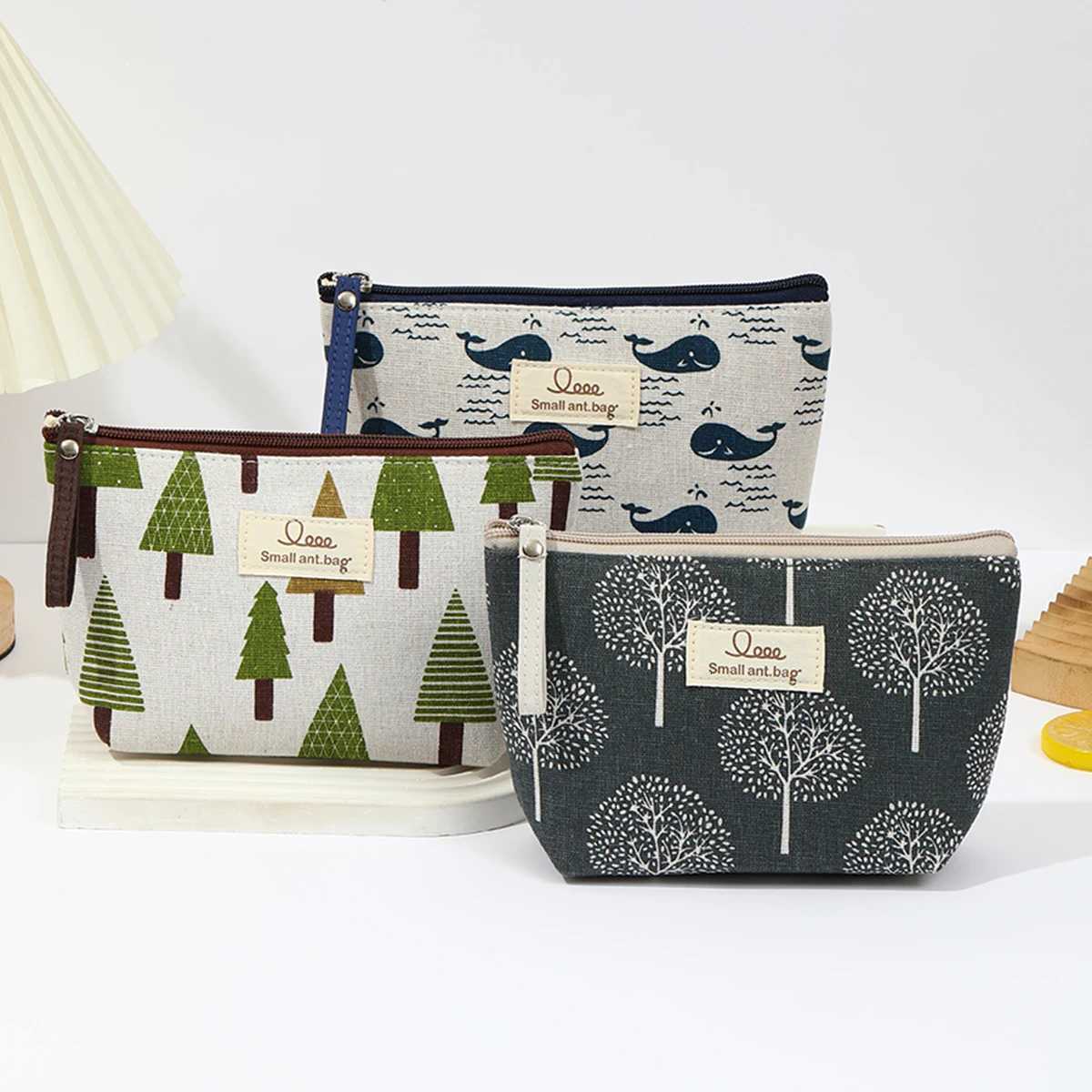Japanese and Korean canvas makeup bag Simple and portable travel storage toiletry bag Multi functional student pencil caseT251024