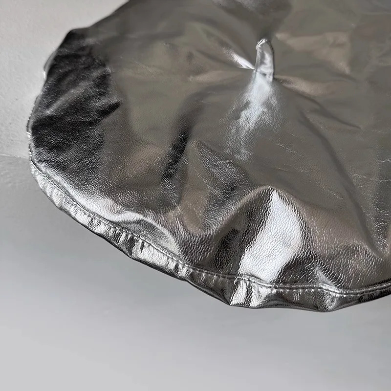 Autumn Winter PU Leather Silver Hat Style Beret for Women Retro Elegant Versatile Painter Cap Fashion Flying Saucer Cap 251023