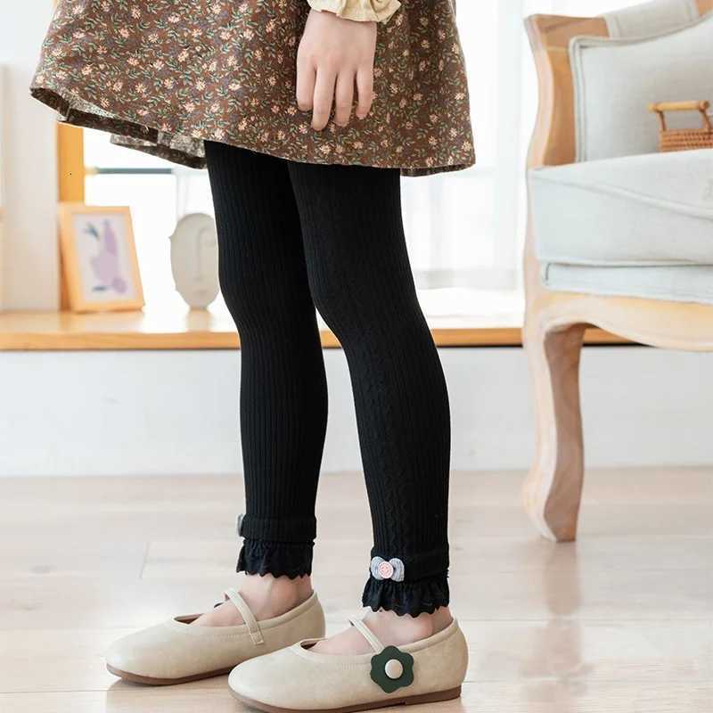 Childrens Girls Knitted Leggings Spring Autumn High Waist Pantyhose Cotton Soft Kids Ninth Pants With Lace Princess Tights NewT251024
