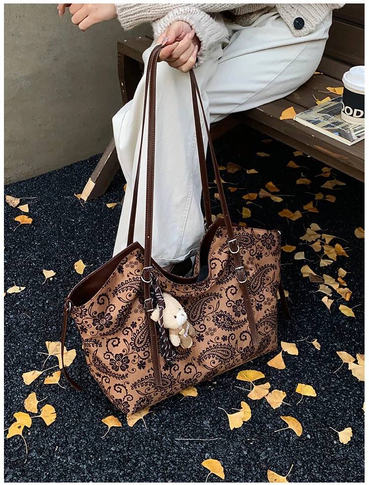 Retro suede design handbag for autumn and winter, large capacity, fashionable and elegant, luxurious armpit bag, women's shoulder bag, trendy des