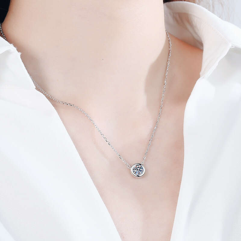 DHCollections-- Sterling Sier Plated PT950 Gold Bubble 1 Moissanite Necklace Valentine's Day Gift Clavicle Chain for Women