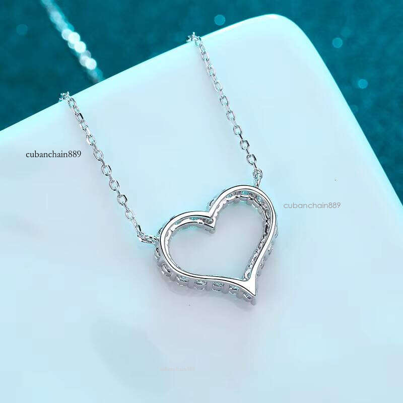 Heart-shaped Moissanite Pendant Necklace Women, Pure Sier VVS D Color Fine Jewelry Gift for Weddings and Parties