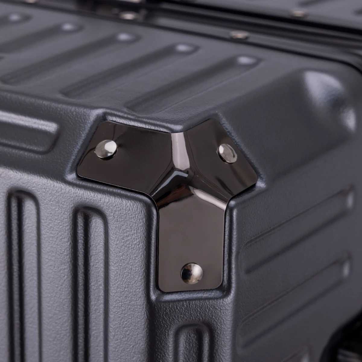 Strong and Durable Multifunctional Trolley Suitcase New LargeCapacity Suitcase Universal Wheel Student Password BoxW251024