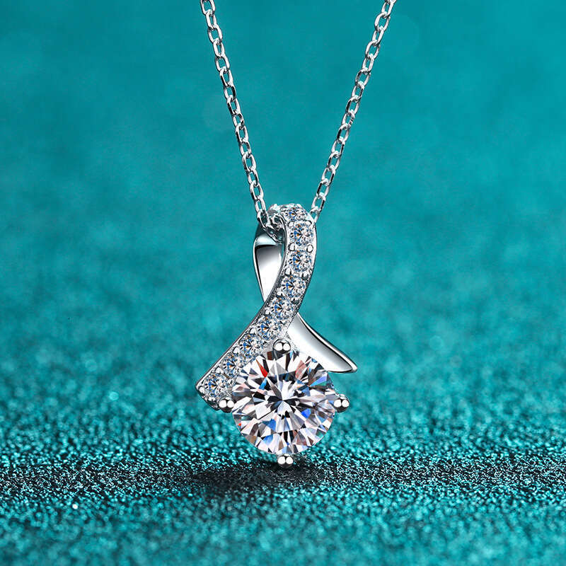 DHCollections-- S Pure Sier Pendant for Women Plated with PT950 Gold Fashionable Elegant Necklace Jewelry Live Streaming