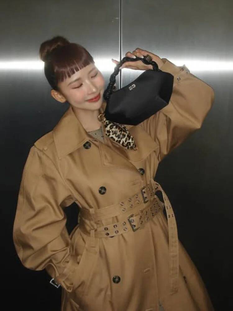 Vintage Long Sleeve Trench Coat Women Fashion Turn-down Collar Solid Double Breasted Jacket With Belt 2025 Autumn Windbreaker dongdumaoyi